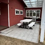 Guest Cabin, Haukipudas, Sauna And Free Parking