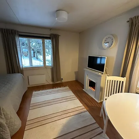 Guest Cabin, Haukipudas, Sauna And Free Parking *