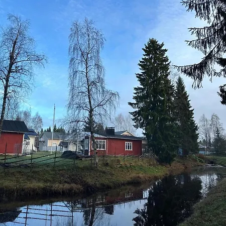 Guest Cabin, Haukipudas, Sauna And Free Parking